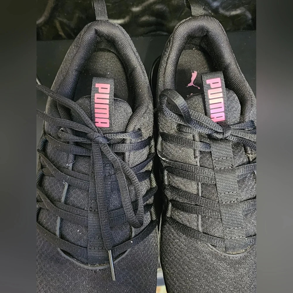 Puma Women's Black Sneakers, Size 10 - Picture 8 of 9